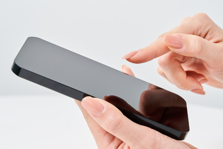 患者様のスマートフォンにデータを送信